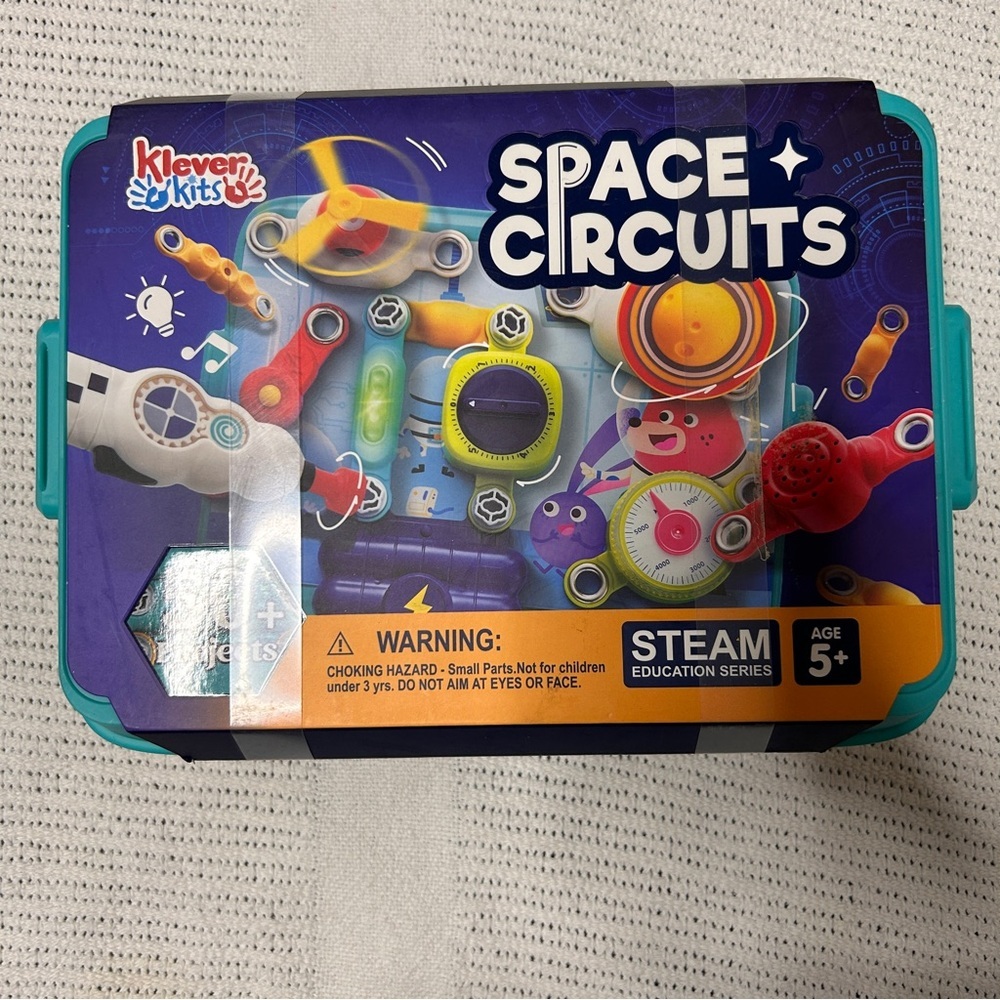 Klever Kits Space Circuits Steam Education series Fifty Projects Age 5+ Creative